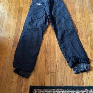Women’s ski/snowboard pants EUC